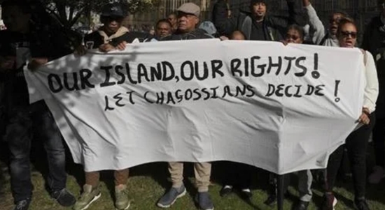 Chagossians protest deal to let Mauritius take over Chagos Islands